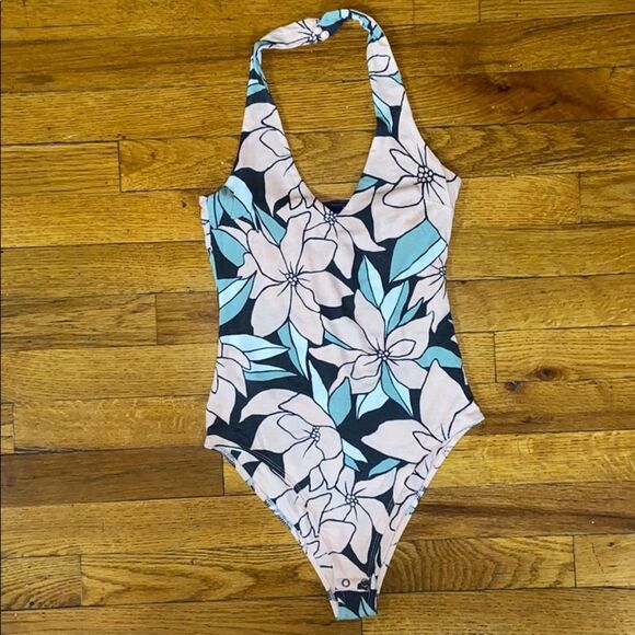 Aèropostale NWOT Floral Bodysuit - Picture 2 of 15